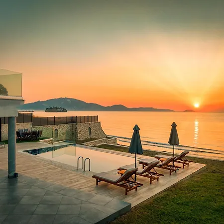 Violet Front Private *