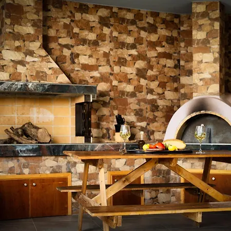 Violet Front Private