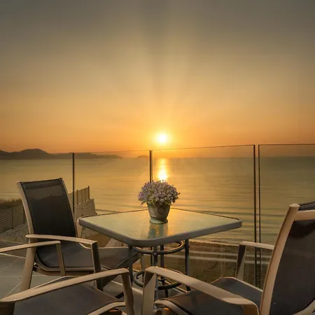 Violet Front Private Вилла *