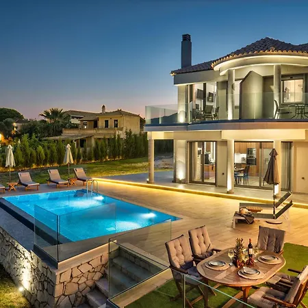 Violet Front Private Villa