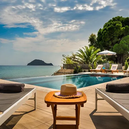 Vilă Violet Front Private *