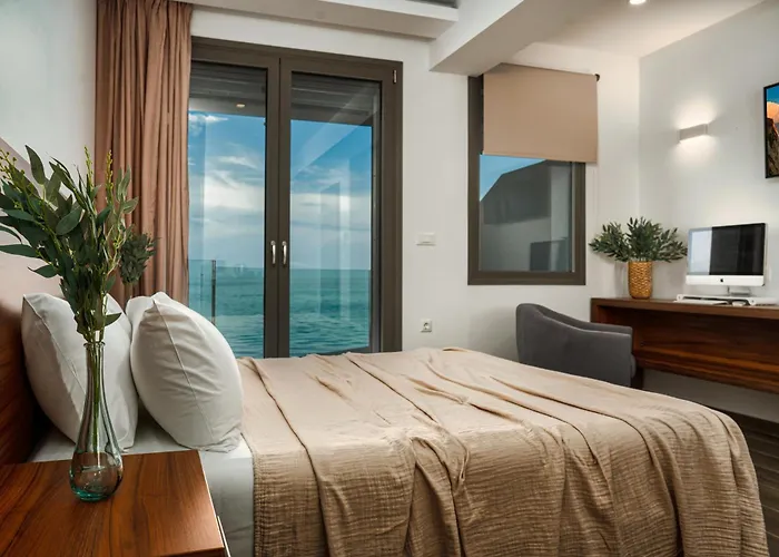 Violet Front Private Villa Laganas